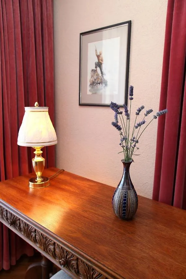Apartment Udovicic Трогир